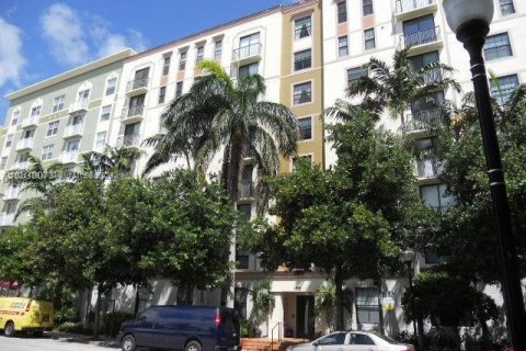 Condo in Hollywood, Florida, 1 bedroom  № 1242312 - photo 22