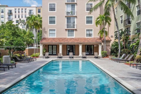 Condo in Hollywood, Florida, 1 bedroom  № 1242312 - photo 11