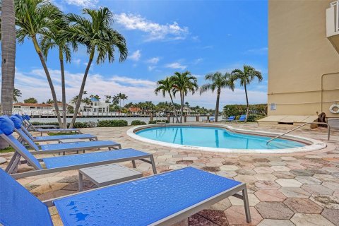 Copropriété à vendre à Pompano Beach, Floride: 2 chambres, 92.9 m2 № 1067939 - photo 9