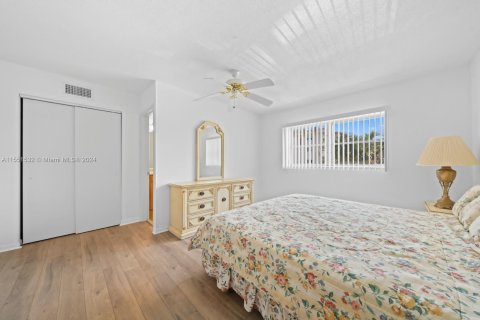 Condo in Boynton Beach, Florida, 2 bedrooms  № 1067998 - photo 11