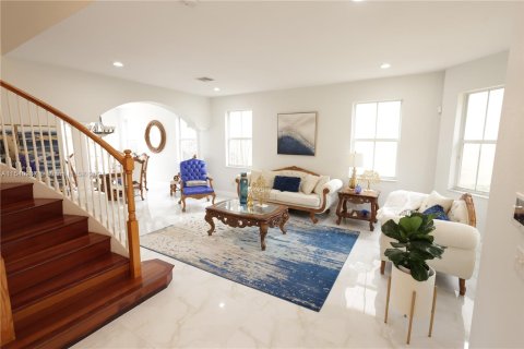Villa ou maison à vendre à Miramar, Floride: 5 chambres, 325.25 m2 № 1058417 - photo 7