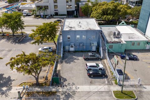 Commercial property in Miami, Florida № 1073145 - photo 15