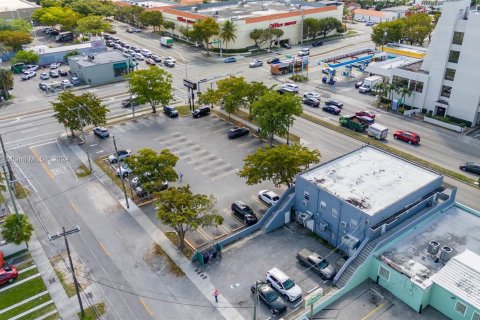 Commercial property in Miami, Florida № 1073145 - photo 23