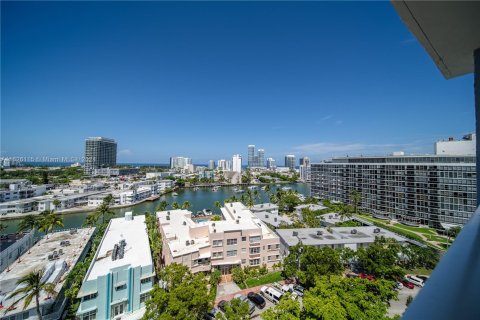 Condominio en venta en Miami Beach, Florida, 1 dormitorio, 90.12 m2 № 1272647 - foto 25