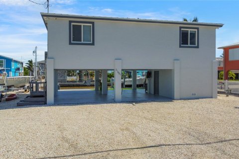 House in Big Pine Key, Florida 3 bedrooms, 106.84 sq.m. № 1272746 - photo 12