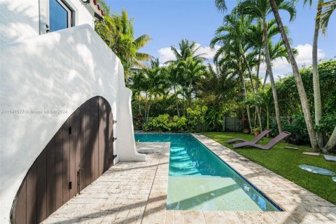 Купить виллу или дом в Майами-Шорс, Флорида 3 спальни, 155.43м2, № 1058397 - фото 21