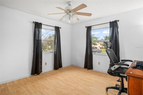 House in Deltona, Florida 2 bedrooms, 109.16 sq.m. № 1064673 - photo 16