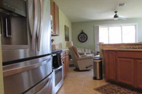 Townhouse in North Port, Florida 3 bedrooms, 148.64 sq.m. № 1064671 - photo 4