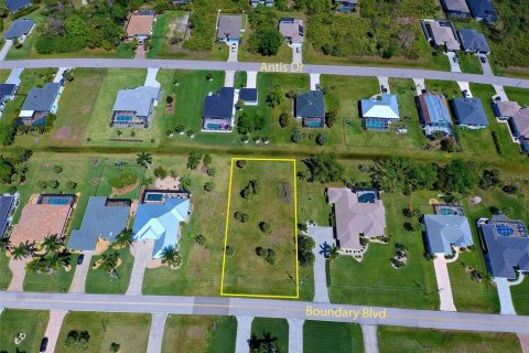 Terreno en venta en Rotonda, Florida № 1064670 - foto 4