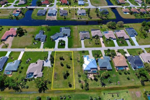 Terreno en venta en Rotonda, Florida № 1064670 - foto 6