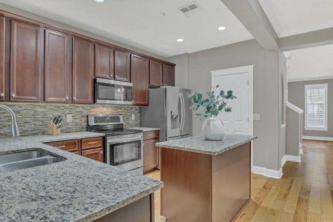 Adosado en venta en Orlando, Florida, 3 dormitorios, 206.34 m2 № 1361703 - foto 7