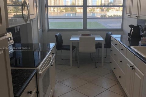 Copropriété à vendre à Aventura, Floride: 2 chambres, 149.11 m2 № 1359057 - photo 26