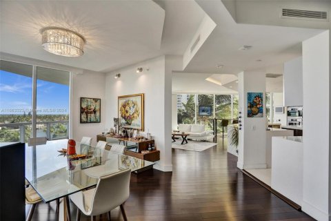 Copropriété à vendre à Aventura, Floride: 5 chambres, 387.31 m2 № 1372851 - photo 15