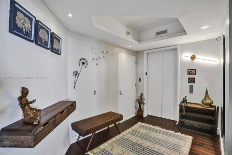 Condo in Aventura, Florida, 5 bedrooms  № 1372851 - photo 24