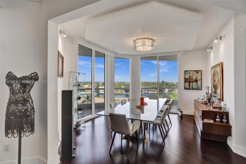 Condo in Aventura, Florida, 5 bedrooms  № 1372851 - photo 17