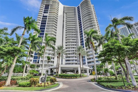 Copropriété à vendre à Aventura, Floride: 5 chambres, 387.31 m2 № 1372851 - photo 3