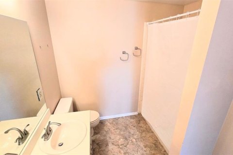 Condo in Tampa, Florida, 2 bedrooms  № 1434456 - photo 11