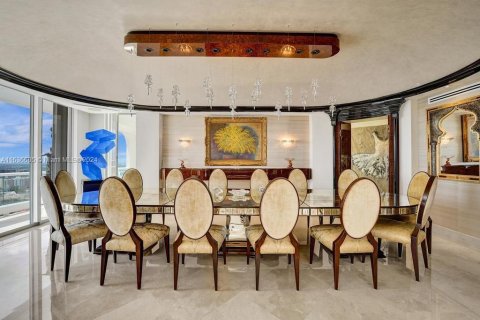 Condo in Aventura, Florida, 6 bedrooms  № 1306241 - photo 18