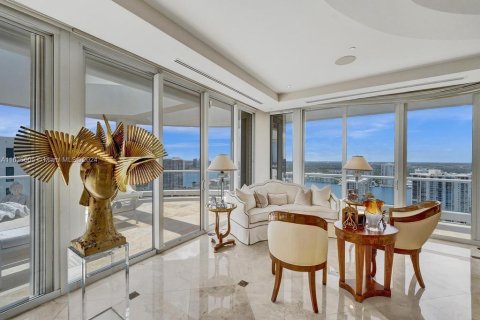 Condo in Aventura, Florida, 6 bedrooms  № 1306241 - photo 10