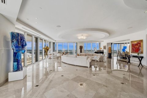 Condo in Aventura, Florida, 6 bedrooms  № 1306241 - photo 13