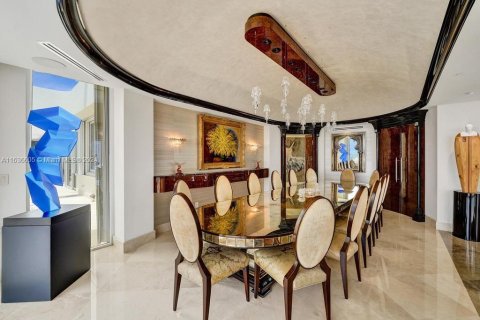 Condo in Aventura, Florida, 6 bedrooms  № 1306241 - photo 19