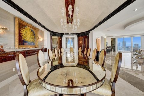 Condo in Aventura, Florida, 6 bedrooms  № 1306241 - photo 20