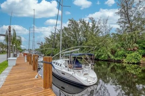 Copropriété à louer à Fort Lauderdale, Floride: 2 chambres, 111.48 m2 № 1022245 - photo 15