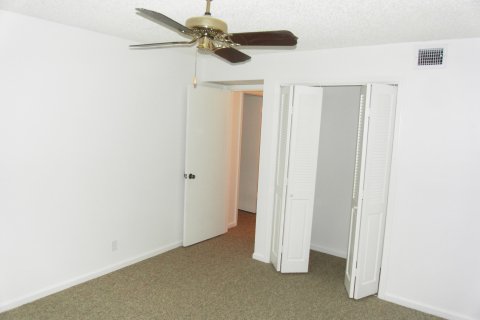 Condo in Fort Lauderdale, Florida, 2 bedrooms  № 1022245 - photo 9