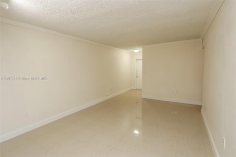 Condominio en venta en Miami, Florida, 1 dormitorio, 54.35 m2 № 1428404 - foto 20