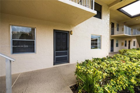 Condo in Margate, Florida, 2 bedrooms  № 1235838 - photo 21