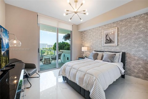 Condo in Sunny Isles Beach, Florida, 3 bedrooms  № 1049307 - photo 18