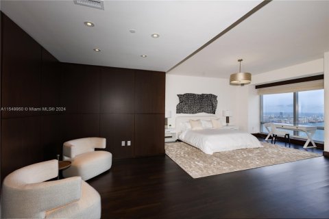 Condo in Miami, Florida, 3 bedrooms  № 1073197 - photo 23