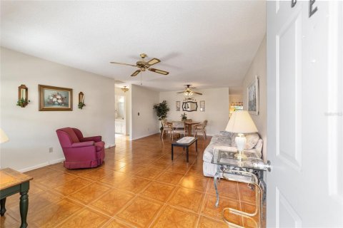 Casa en venta en Ocala, Florida, 2 dormitorios, 127.18 m2 № 1342889 - foto 9