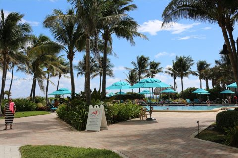 Condominio en venta en Hollywood, Florida, 2 dormitorios, 109.25 m2 № 1070190 - foto 20