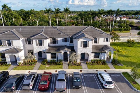 Touwnhouse à vendre à Miami, Floride: 3 chambres, 116.69 m2 № 1304792 - photo 29