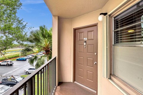 Copropriété à vendre à Pembroke Pines, Floride: 2 chambres, 110.55 m2 № 1075420 - photo 28