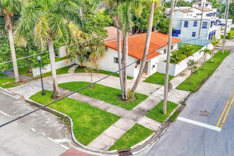 Casa en venta en Hollywood, Florida, 4 dormitorios, 158.31 m2 № 1331900 - foto 1