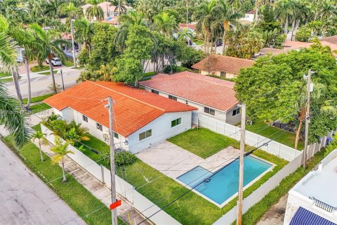 Casa en venta en Hollywood, Florida, 4 dormitorios, 158.31 m2 № 1331900 - foto 28