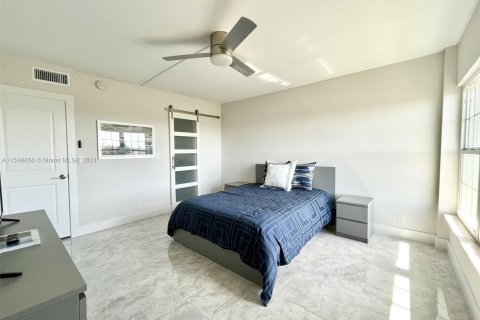 Condo in Boca Raton, Florida, 2 bedrooms  № 1060744 - photo 7