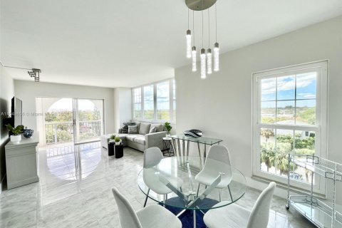 Condominio en venta en Boca Raton, Florida, 2 dormitorios, 100.33 m2 № 1060744 - foto 1