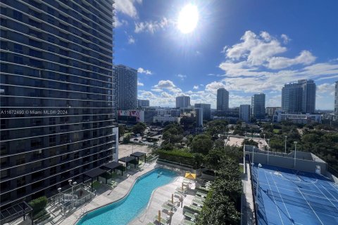 Condominio en alquiler en Miami, Florida, 2 dormitorios, 87.7 m2 № 1394989 - foto 28