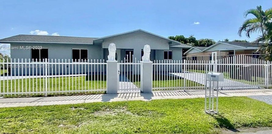 Villa ou maison à Miami, Floride 3 chambres, 124.49 m2 № 1329813