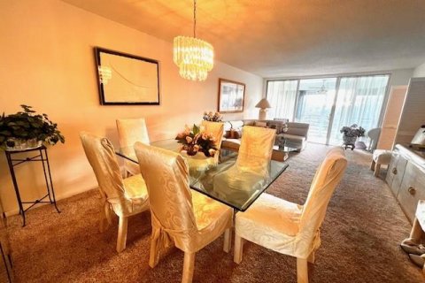 Copropriété à vendre à Pompano Beach, Floride: 2 chambres, 106.84 m2 № 1031841 - photo 2