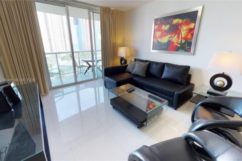 Condo in Sunny Isles Beach, Florida, 2 bedrooms  № 1073349 - photo 12