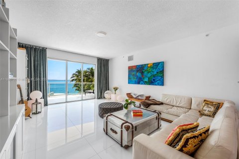 Copropriété à vendre à Miami Beach, Floride: 2 chambres, 140.56 m2 № 1380591 - photo 10