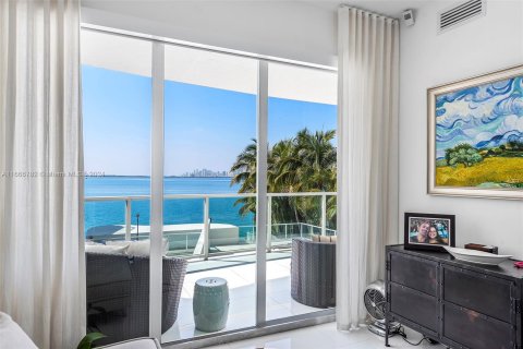 Copropriété à vendre à Miami Beach, Floride: 2 chambres, 140.56 m2 № 1380591 - photo 13