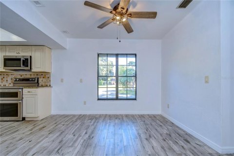 Casa en venta en Valrico, Florida, 5 dormitorios, 224.45 m2 № 1380668 - foto 7