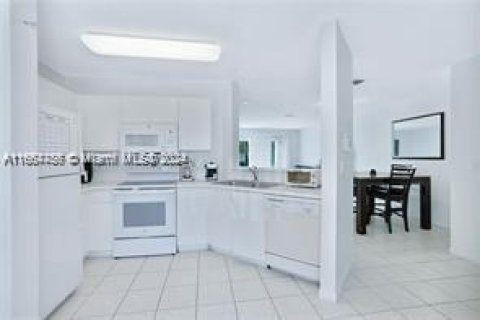 Casa en venta en Deerfield Beach, Florida, 3 dormitorios, 128.76 m2 № 1377601 - foto 7