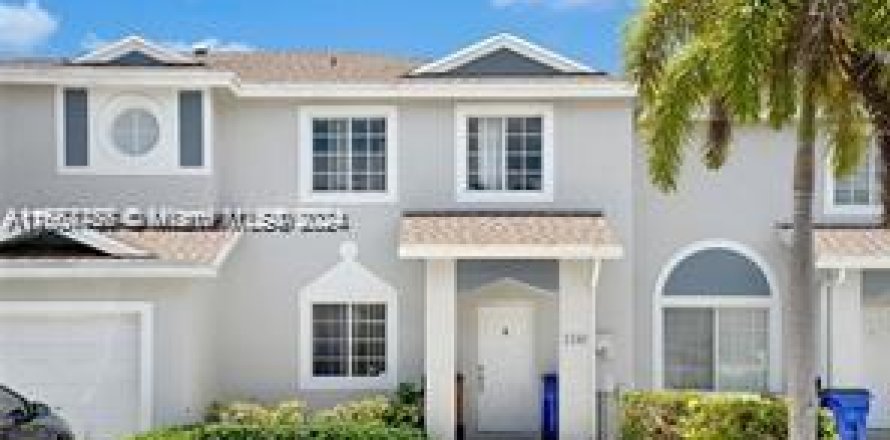 Casa en Deerfield Beach, Florida 3 dormitorios, 128.76 m2 № 1377601