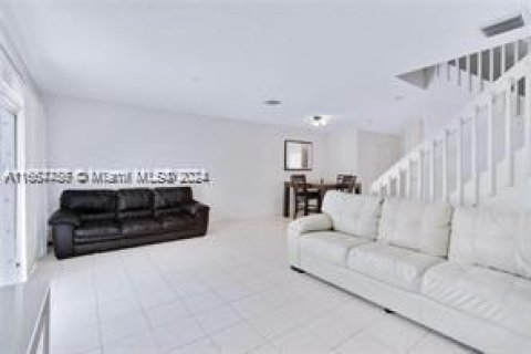 Casa en venta en Deerfield Beach, Florida, 3 dormitorios, 128.76 m2 № 1377601 - foto 10